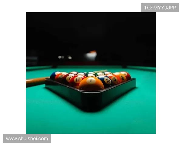 台球技巧与策略全面解析,提升实战水平的必备宝典