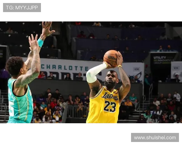 2018年湖人与活塞激战回顾球场上的精彩瞬间与战术较量分析 2018年湖人与活塞激战回顾球场上的精彩瞬间与战术较量分析